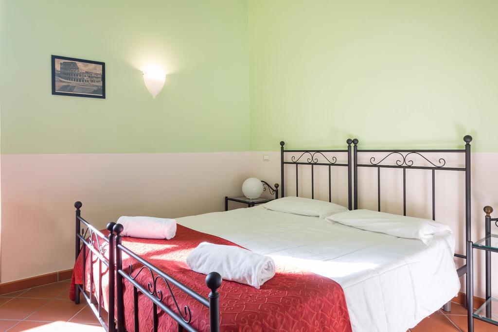 Bed and Breakfast Domus Sessoriana Rom Exterior foto